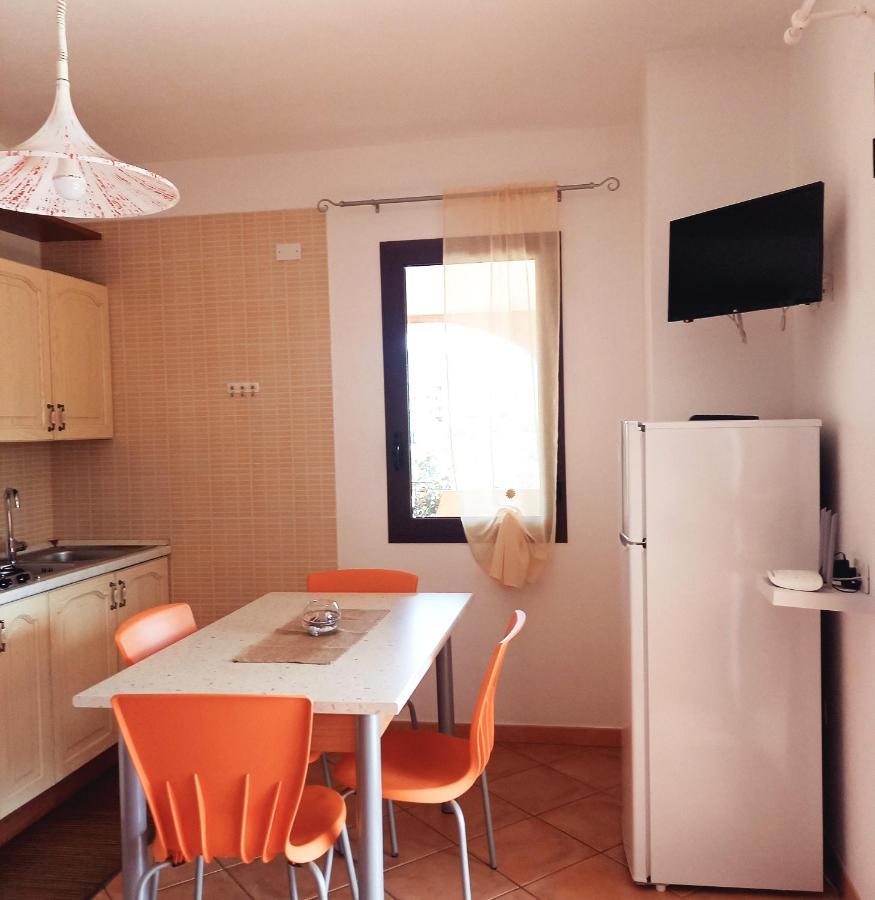 Appartamenti Il Glicine Villasimius Exterior foto
